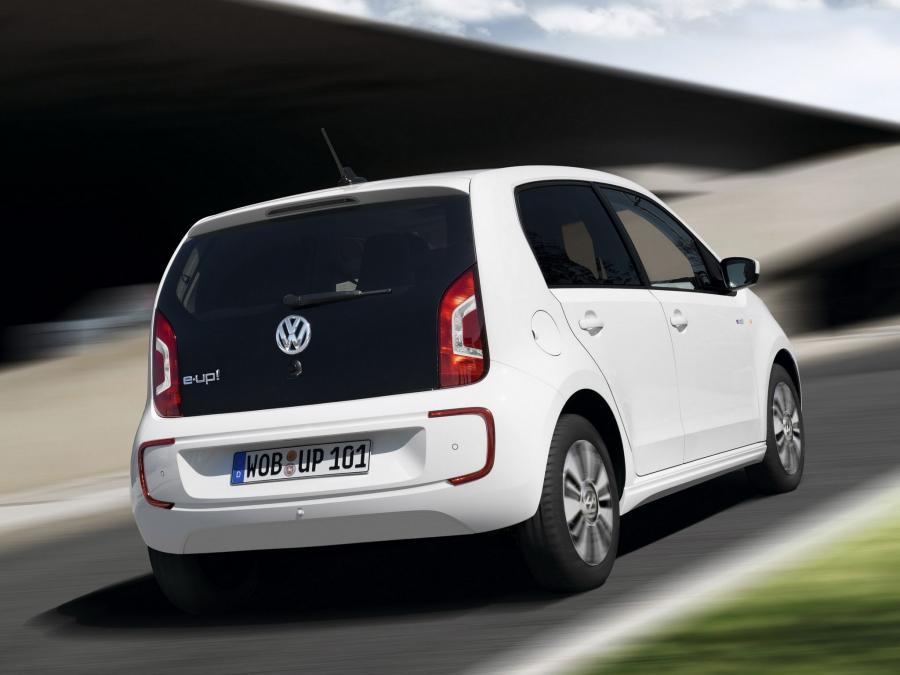  Volkswagen e-up! 2013 года  (фото 18 из 45)